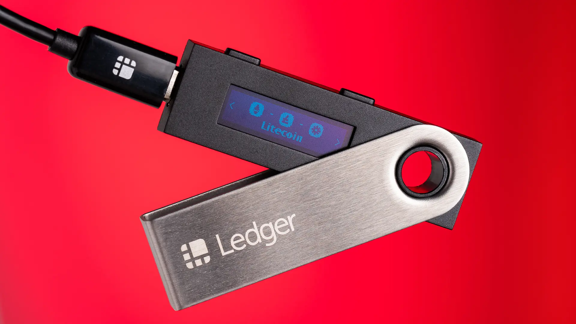 معرفی کیف پول سخت‌افزاری لجر نانو اس (Ledger Nano S)
