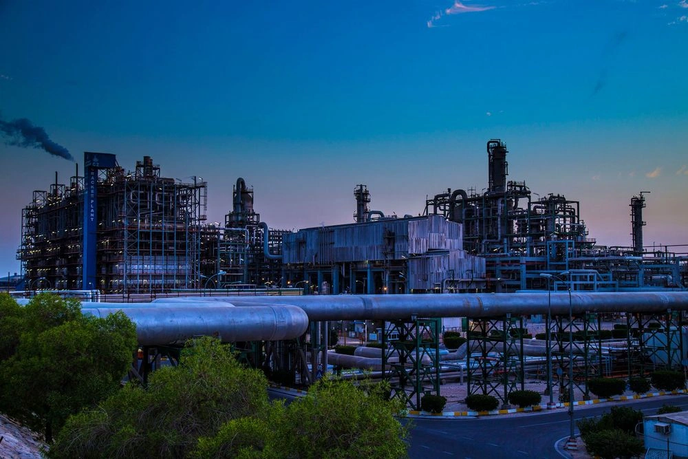 معرفی و بررسی سهم آریا