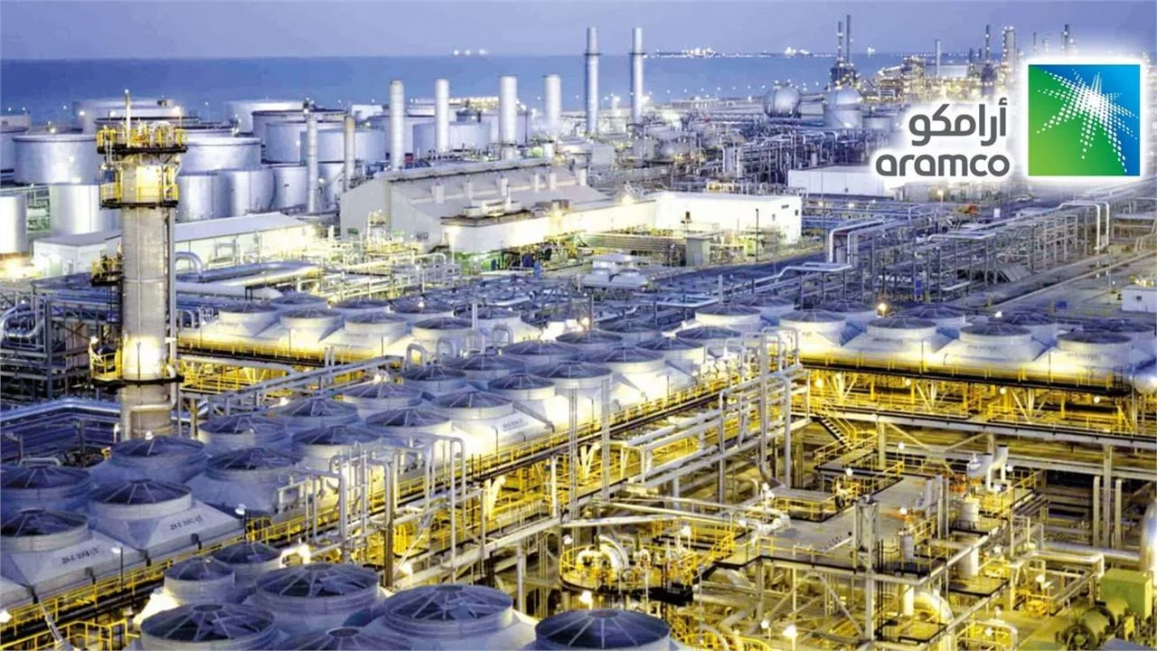 ایران و کشورهای خاورمیانه چقدر نفت استخراج میکنند؟ و درآمد نفتی آنها چقدر است؟